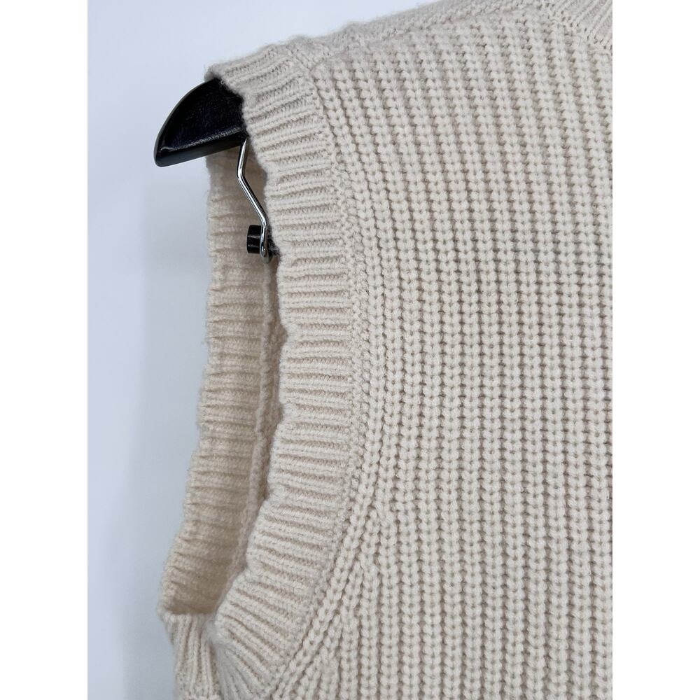 Sincerely Jules Soft Cream Crochet Sweater Tie Front Embroidered Vest Women’s XS - Picture 11 of 12